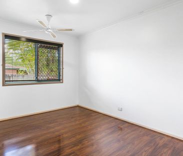 CHARMING FAMILY HOME - AIR CON - MANSFIELD CATCHMENT - Photo 6