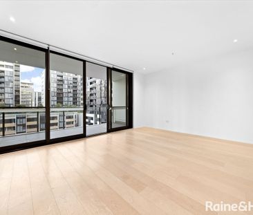 One bedroom plus one bedroom sized study apartment in convenient an... - Photo 1