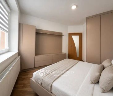 Pronájem kompletně zařízeného bytu 2+kk 48 m - Photo 5