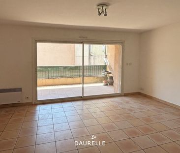 Location Appartement 3 pièces 56m² CHATEAURENARD 13160 - Photo 1