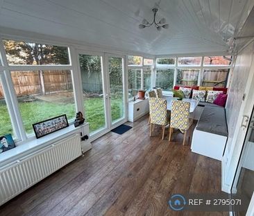 3 bedroom detached house to rent - Photo 1