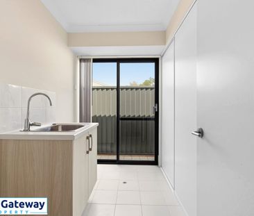 Wandi - Large Family Home - 4 x 2 - $800 p/w - Photo 1