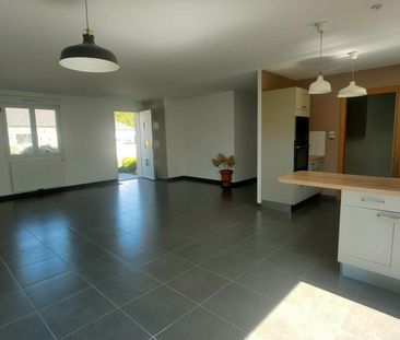 Location Maison 4 pièces 99m² VARENNES VAUZELLES 58640 - Photo 4