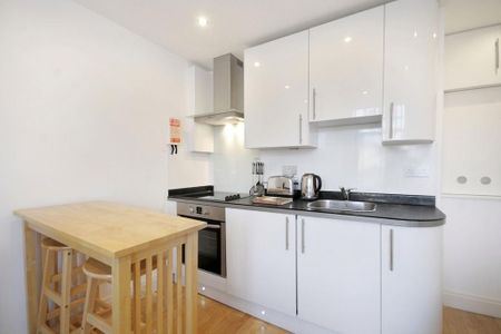 1 bedroom flat to rent - Photo 3