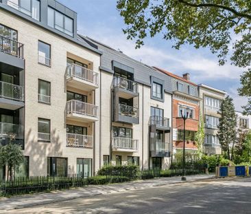 Prachtig gemeubileerd appartement met 2 slaapkamers - Photo 2