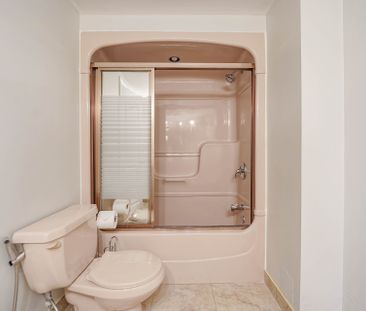 For Lease - 683 Conacher Drive, Toronto, Ontario - Photo 6