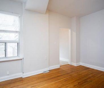 For Lease - 531 Woodbine Avenue Unit# Lower Unit, Toronto, Ontario - Photo 5