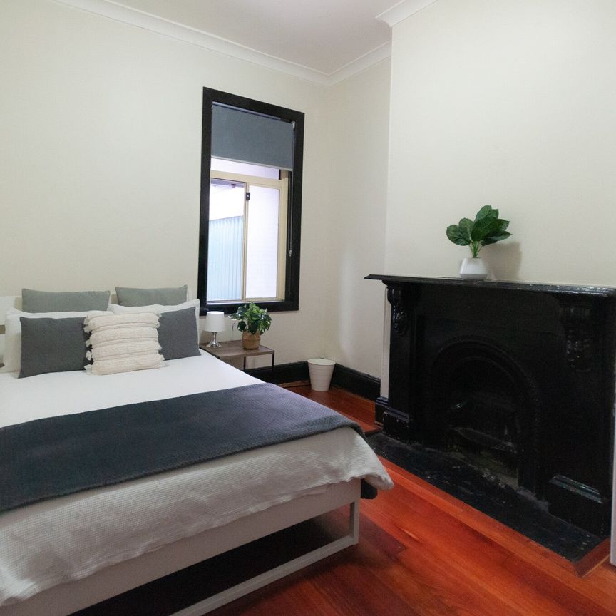 Enmore - Photo 1