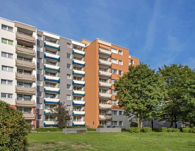 Demnächst frei! 2-Zimmer-Wohnung in Düsseldorf Hassels - Foto 1