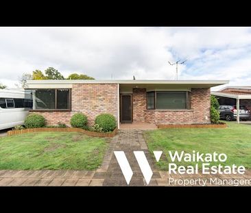 Central & Convenient - Boundary Road Living - Photo 3