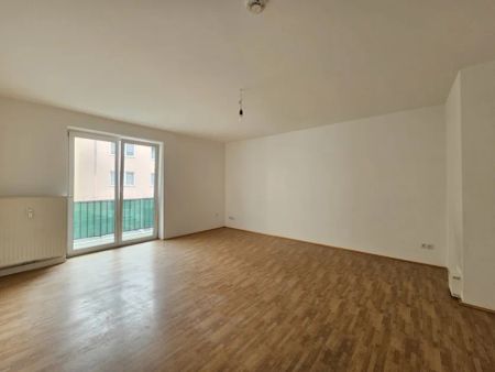 MAXVORSTADT: Erzgießereistr. 1-Zi.-App. ca. 32 m² Wfl. mit Balkon und Küche - Foto 2