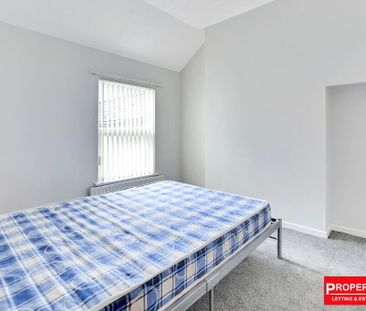 22 Moore Street, Derry/Londonderry, Waterside, BT47 2EY - Photo 4