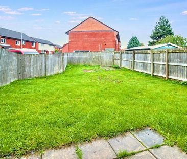4 bedroom semi-detached house to rent - Photo 2