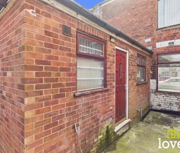 2 bedroom Terraced House To Let - Photo 6