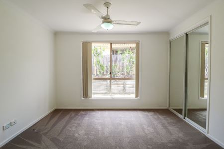 LARGE FAMILY HOME - FULLY AIR-CONDITIONED - Photo 3