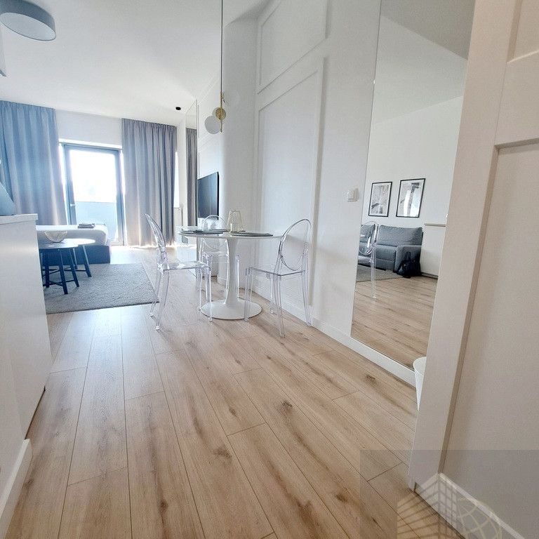 Apartament z balkonem w Hanza Tower - Фото 1