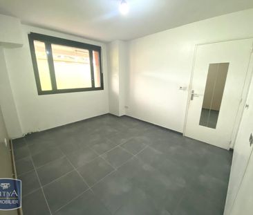 Location Appartement 2 pièces 52m² TOURCOING 59200 - Photo 6