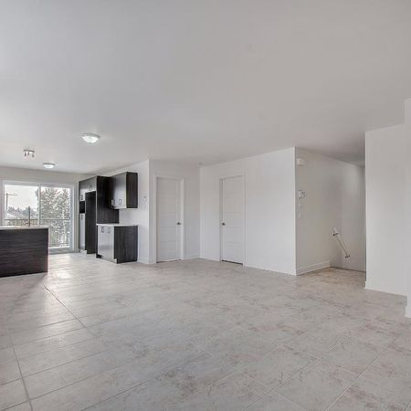 2 Grand 5 ½ disponibles 1er juillet 2025 ! Une visite s'impose ! - Photo 4
