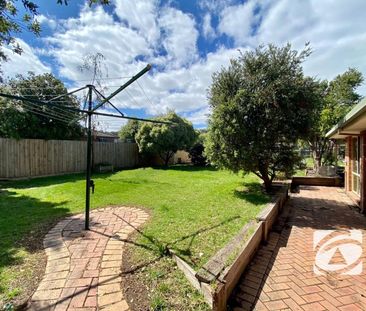 HOME IN OATLANDS ESTATE - Photo 6
