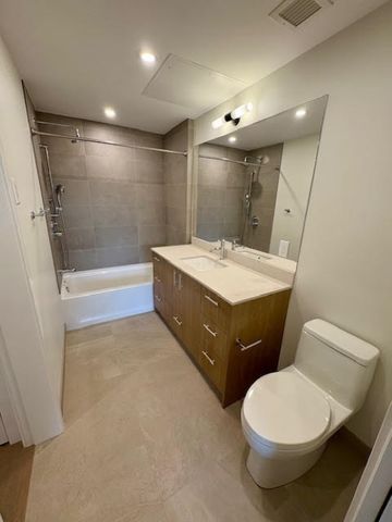 Second Floor – Corner unit – ZARA! - Photo 2