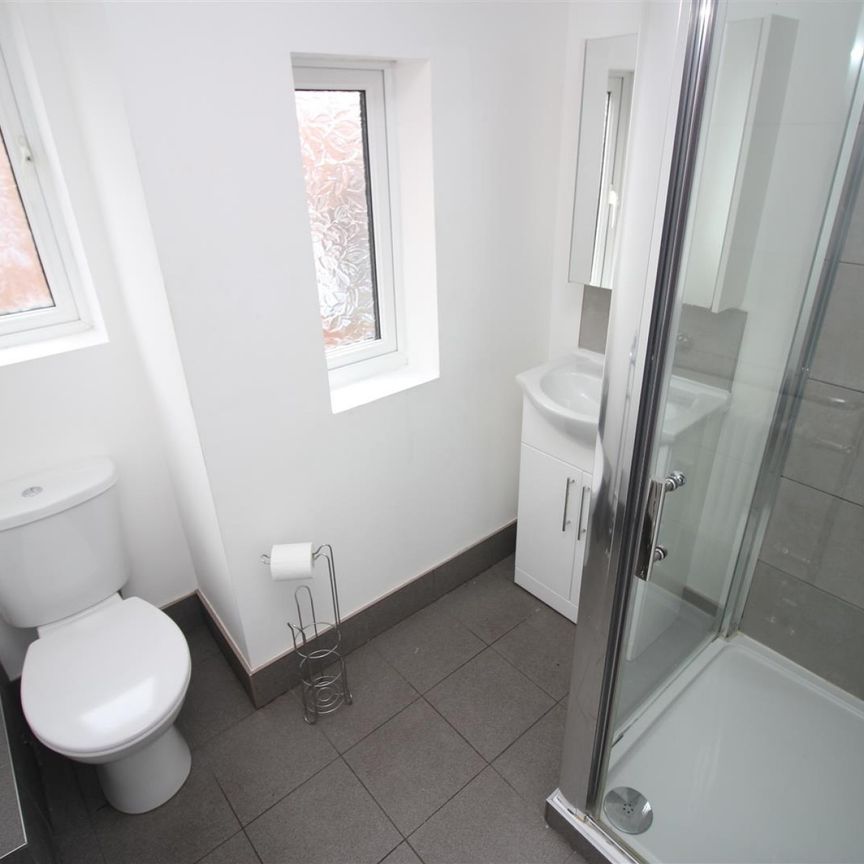 4 bedroom Student Maisonette to rent in Lavender Gardens, West Jesmond, Newcastle Upon Tyne - Photo 1