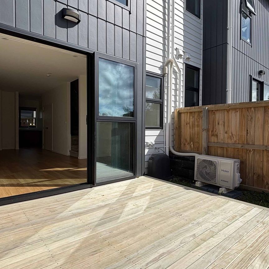 New Build Terrace House Next to Royal Reserve - Photo 1