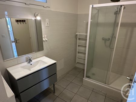 Location Appartement 3 pièces 57m² NEVERS 58000 - Photo 5