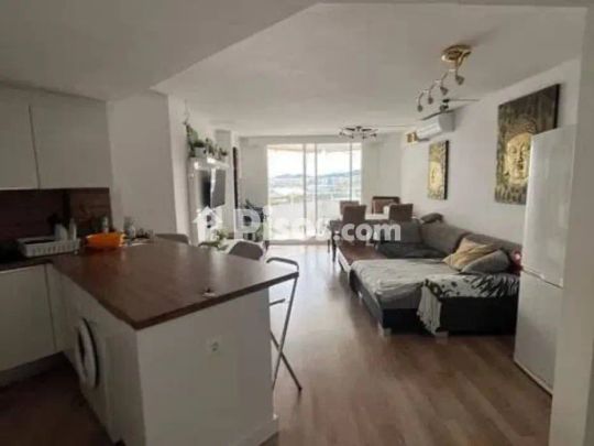 Piso en alquiler en Carrer del Ceramista Joan Daifa - Photo 1