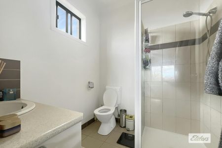 Spectacular Views only minutes from town - Photo 5