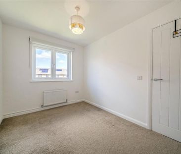 4 bedroom detached house to rent - Photo 5