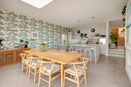 Daisy Bank Road, Leckhampton, Cheltenham, Gloucestershire - Photo 2