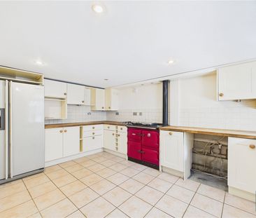 Travellers Rest, Bath Road, Corsham, Wiltshire, SN13 - Photo 3