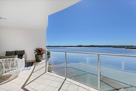 Luxury Waterfront Living! - Photo 2