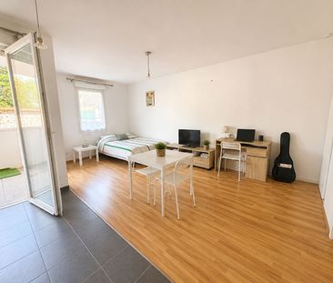 Location Appartement 1 pièce 36m² - Photo 2