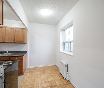 For Lease - 156 Kingston Road Unit# 3, Toronto, Ontario - Photo 2