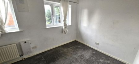 2 bedroom end of terrace house to rent - Photo 2