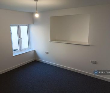 2 bedroom end of terrace house to rent - Photo 6