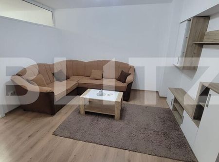 Apartament de închiriat cu 3 camere, 60mp, zona Fabricii - Photo 2