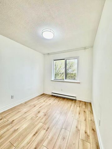 For Lease - 25 Pebble Byway Unit# 34, Toronto, Ontario - Photo 3