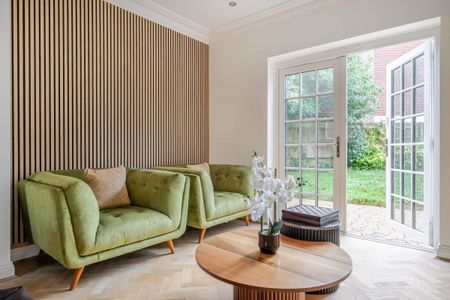 4 bedroom detached house to rent - Photo 4