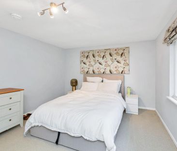 2 bedroom detached bungalow to rent - Photo 1