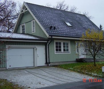 VILLA I SOLLENTUNA/DANDERYD - Photo 1