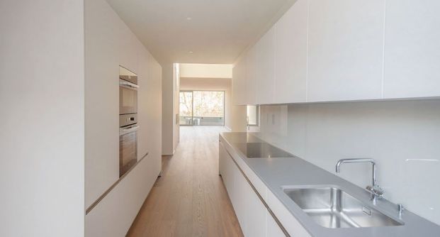 "Modern wohnen in Bern!" - Photo 1