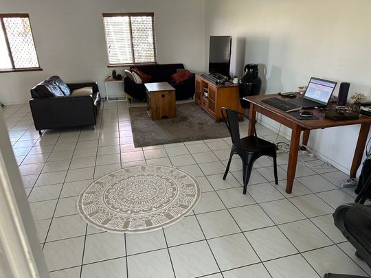 Golden Beach - Photo 1