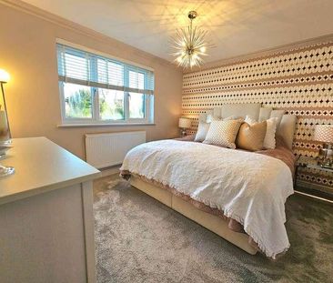 Avenue Road, Harold Wood, RM3 - Photo 6