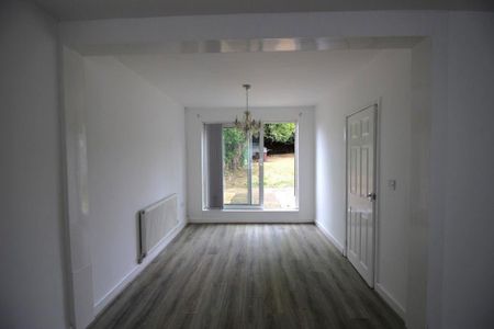 3 bedroom house to rent - Photo 2