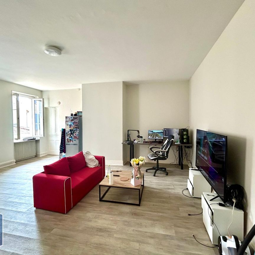 Location Appartement 2 pièces 64m² BOURG EN BRESSE 01000 - Photo 1