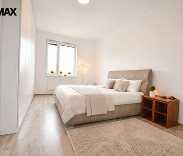 Pronájem bytu 3+kk 100 m² - Fotografie 4