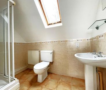 3 bedroom terraced house to rent - Photo 5
