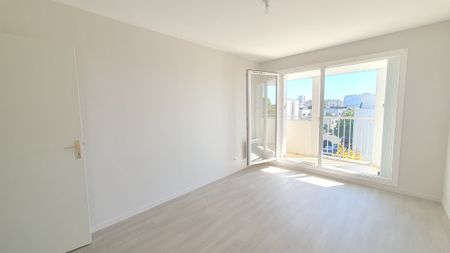 T3 de 67 m² séjour avec terrasse - Photo 3